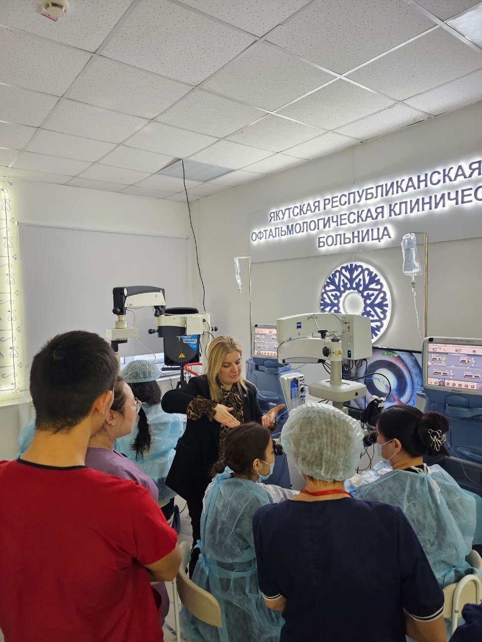 Мастер-класс по катарактальной хирургии для докторов Якутии и Магадана.