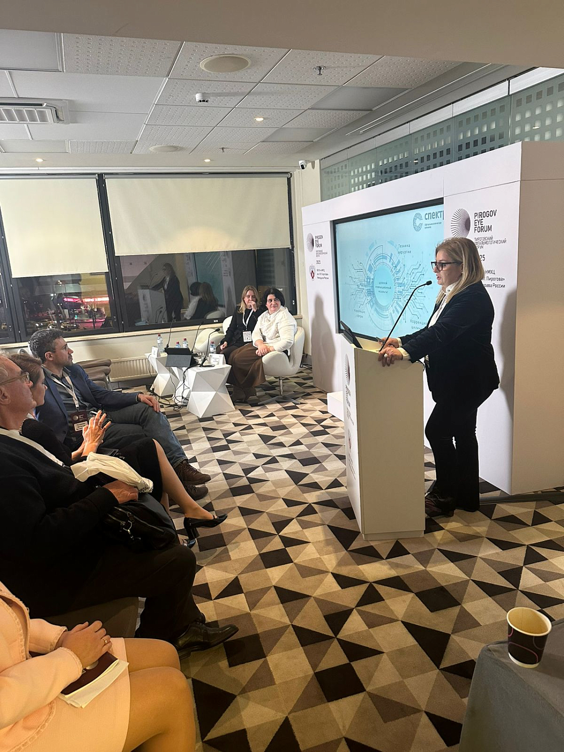 Врачи клиники «СПЕКТР» выступили на Пироговском офтальмологическом форуме в Москве